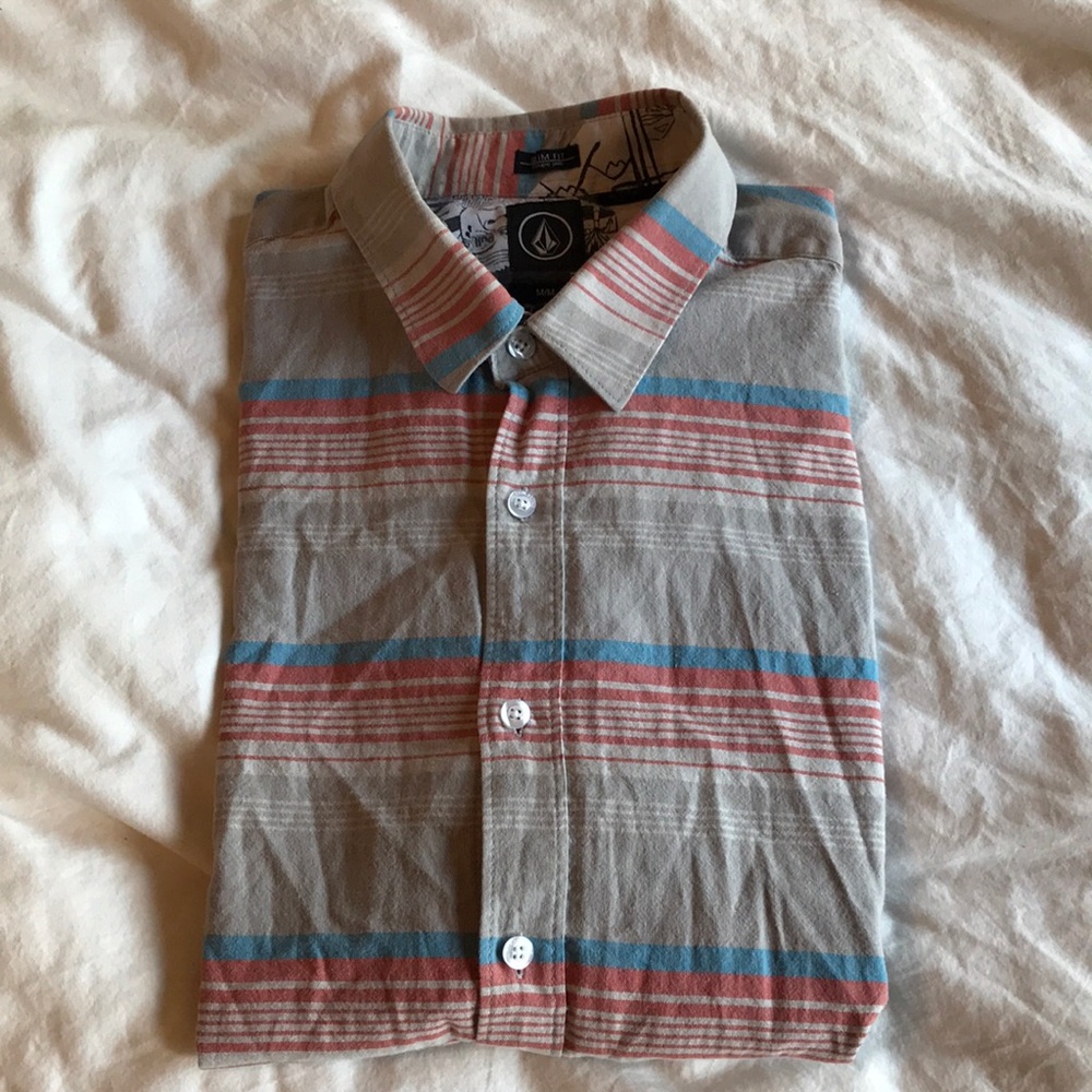 Volcom slim fit short sleeve button down shirt